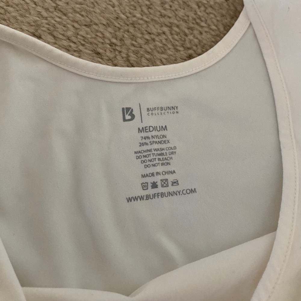 BuffBunny Buff Bunny crop top sz Medium